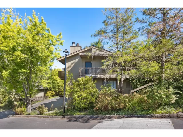 MLS: 22558984 Condo For Sale