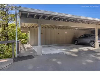 Photo #1: 22558984 Listing