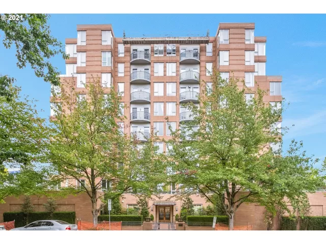 MLS: 22559408 Condo For Sale