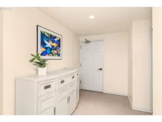 Photo #3: 22559408 Listing