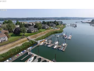 Photo #6: 22559806 Listing 