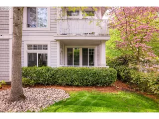 Photo #3: 22560009 Listing