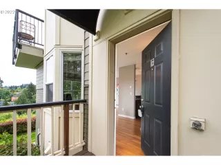 Photo #3: 22560326 Listing