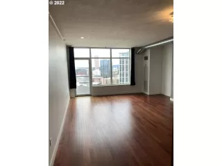 Photo #3: 22560363 Listing