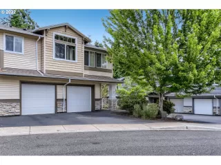 Photo #2: 22561732 Listing