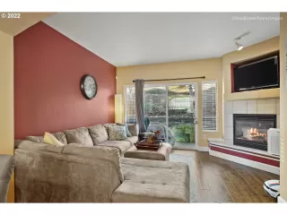 Photo #4: 22564080 Listing