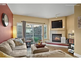 Photo #5: 22564080 Listing