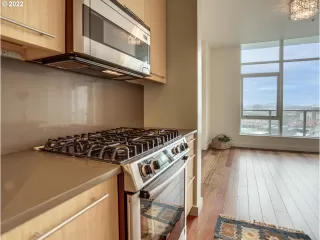 Photo #3: 22564392 Listing