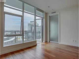 Photo #6: 22564392 Listing