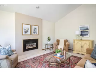 Photo #6: 22564432 Listing 