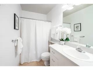 Photo #3: 22564821 Listing