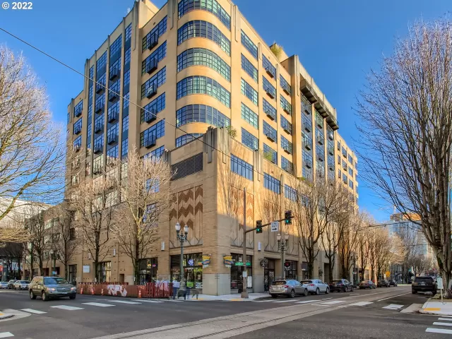 MLS: 22565494 Condo For Sale