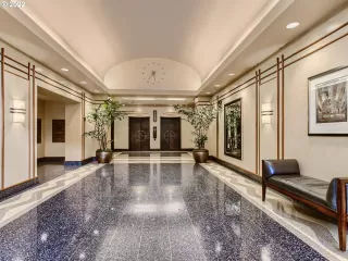 Photo #2: 22565494 Listing 