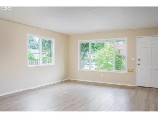 Photo #3: 22566574 Listing