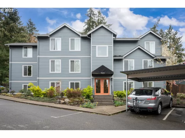 MLS: 22566594 Condo For Sale