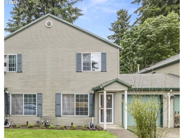 MLS: 22566623 Condo For Sale