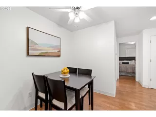 Photo #6: 22566623 Listing