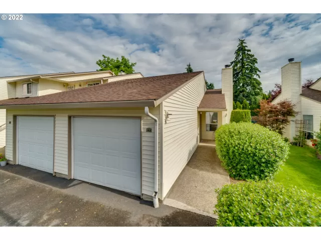 MLS: 22566869 Condo For Sale