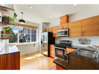 Photo #5: 22566938 Listing 