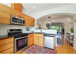 Photo #6: 22566938 Listing 