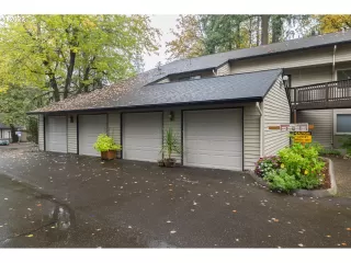 Photo #4: 22567004 Listing