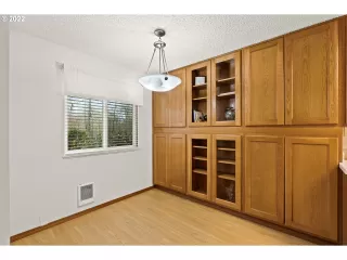 Photo #4: 22567727 Listing