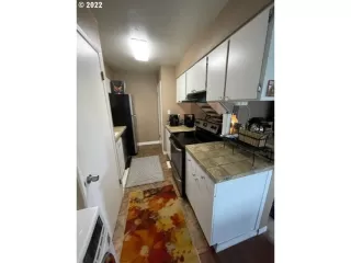 Photo #6: 22568894 Listing