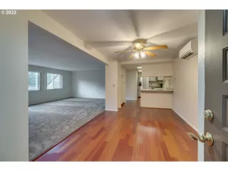 Photo #2: 22568904 Listing 