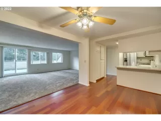 Photo #4: 22568904 Listing 