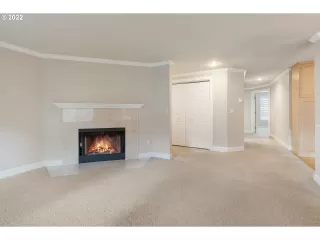 Photo #3: 22571638 Listing