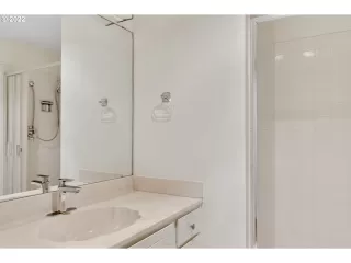 Photo #1: 22572198 Listing 