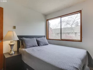 Photo #5: 22572278 Listing