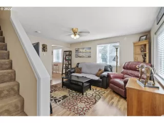 Photo #2: 22572298 Listing 