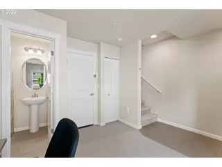 Photo #2: 22572438 Listing 