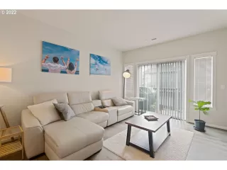 Photo #4: 22572438 Listing 