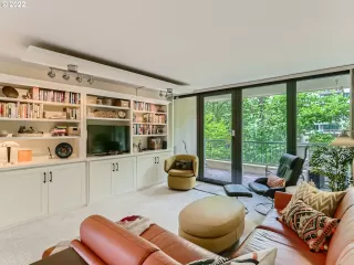 Photo #4: 22572470 Listing