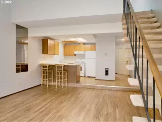 Photo #1: 22572726 Listing