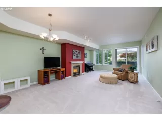 Photo #2: 22573478 Listing