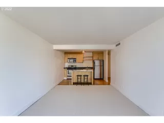 Photo #2: 22574039 Listing 