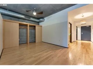 Photo #4: 22574571 Listing