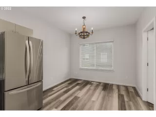 Photo #5: 22574679 Listing