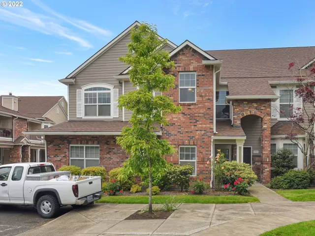 MLS: 22574948 Condo For Sale