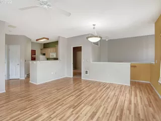 Photo #2: 22574948 Listing