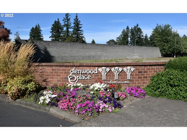 MLS: 22575283 Condo For Sale