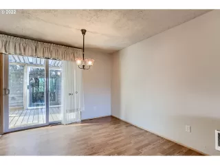 Photo #4: 22576170 Listing