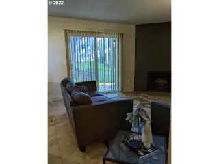 Photo #2: 22576172 Listing