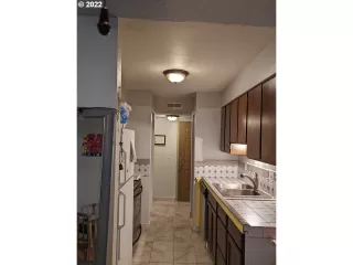 Photo #4: 22576172 Listing