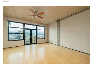 Photo #4: 22576382 Listing