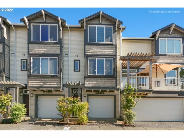 MLS: 22577758 Condo For Sale