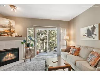 Photo #5: 22577758 Listing 